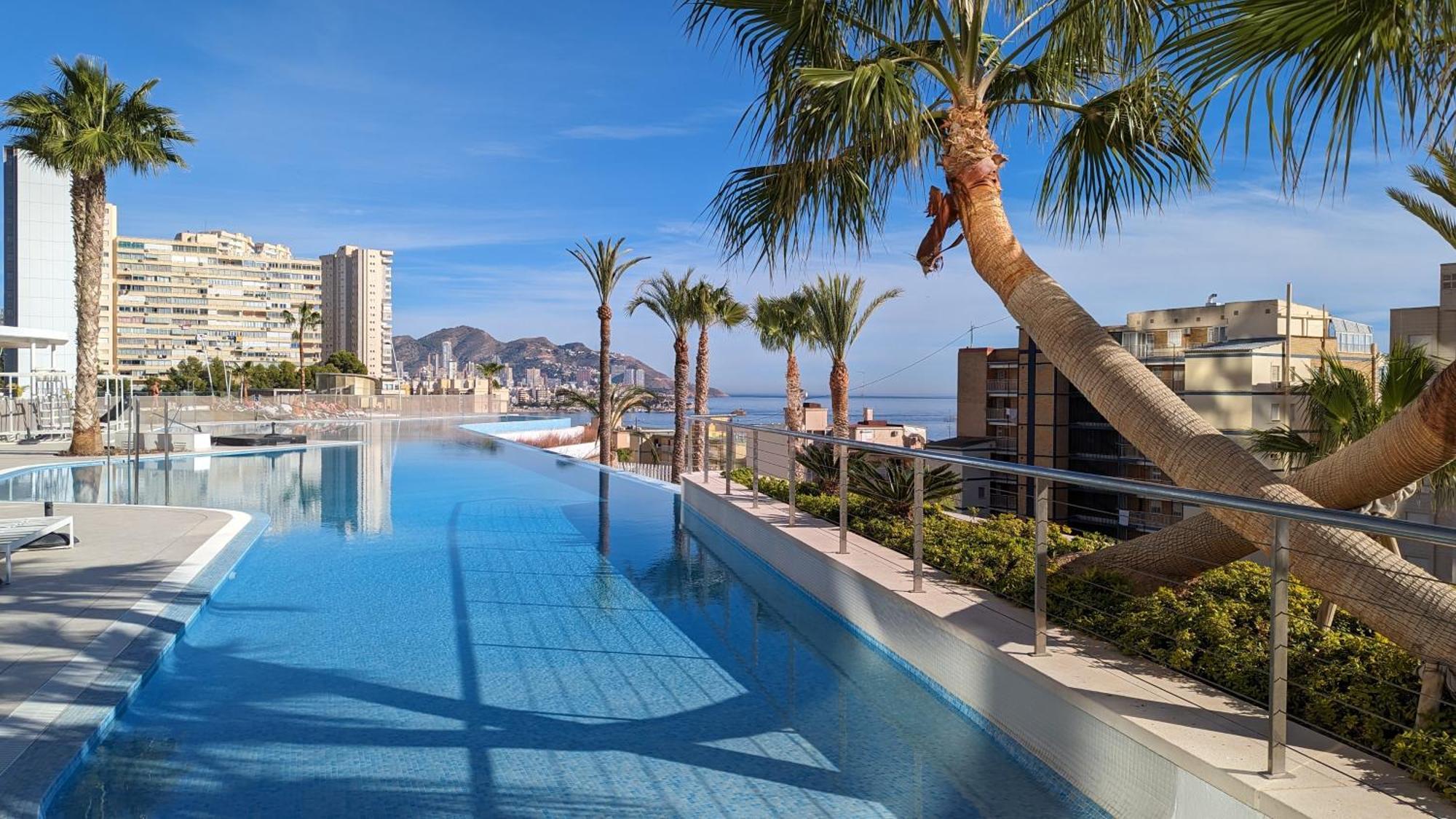 Sunset Cliffs Vacation Apartment Benidorm